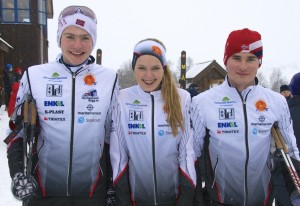 Tre glade krinsmeistarar, frå venstre: Tobias Topp Sandvik (gutar 15 år), Mari Hetlesæter (jenter 14 år) og Erlend Widerøe Hennig (menn 19–20 år)